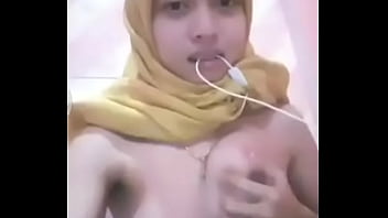 Horny Hijabi