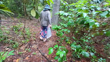 Thai Girl’s Forest Stroll Turns Into A Wild Mushroom Hunt After Steamy Woods Encounter