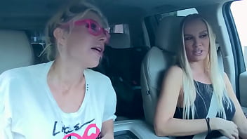 Big Tit Blonde Lesbian Strapon Fucking!