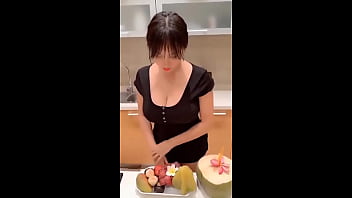 Vietnamese Babe, That’s The Vibe