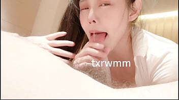 Demanding Domme Craves Deep Throat Action And High-standard Hookup Services